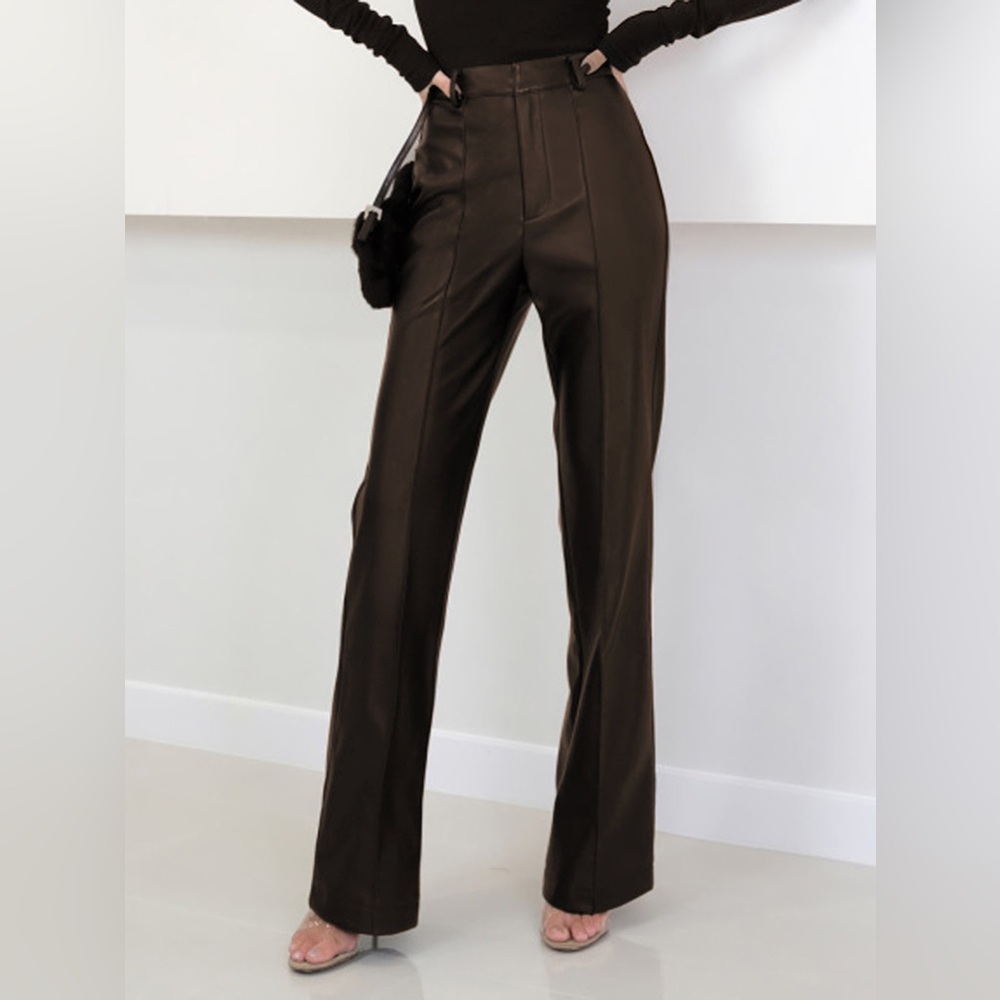 COMMENSE High Waist Faux Leather Pants
COLOR - Dark Brown Size Small NWT